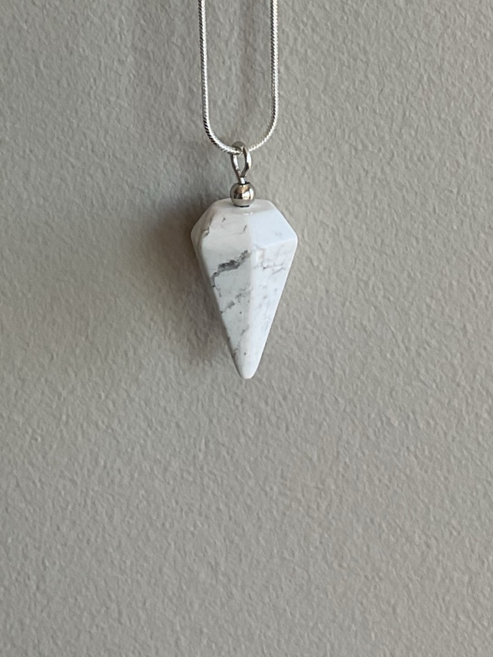 White Howlite Faceted Pendulum Pendant - Picture 6 of 6